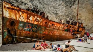visiting shipwreck cove zante zakynthos